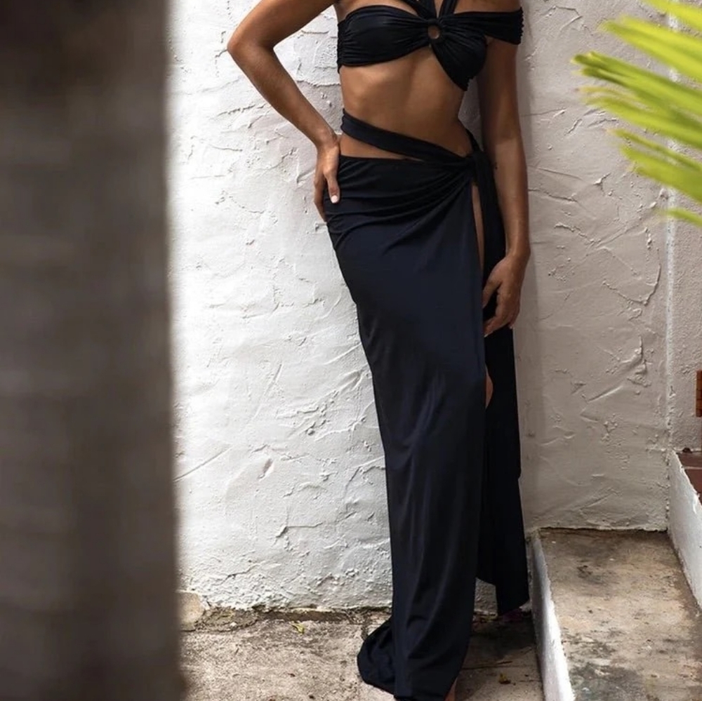 Rat & Boa Black Maxi Wrap Skirt with High Thigh Slit - Picture 2 of 6
